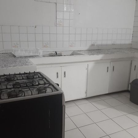 Calinago Friendly Family Sxm Bed & Breakfast Philipsburg  Room photo