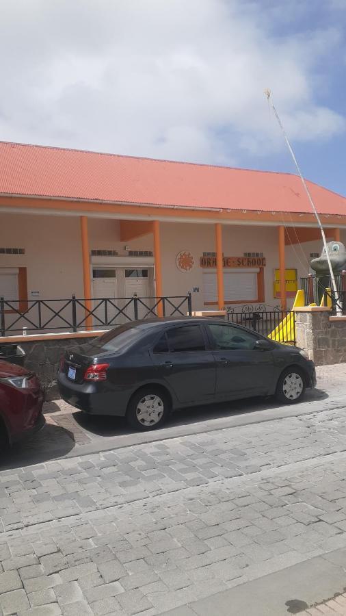 Calinago Friendly Family Sxm Bed & Breakfast Philipsburg  Exterior photo