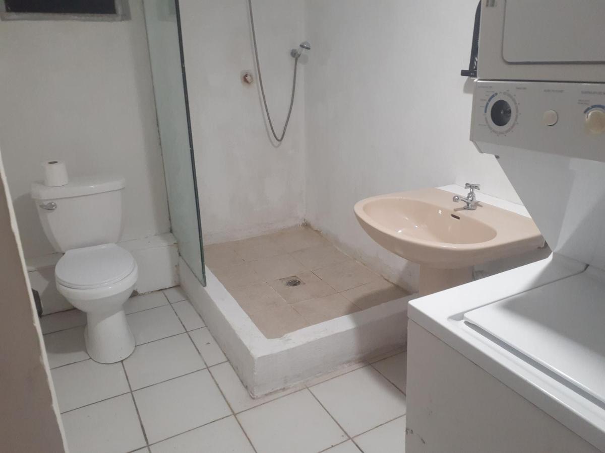 Calinago Friendly Family Sxm Bed & Breakfast Philipsburg  Exterior photo